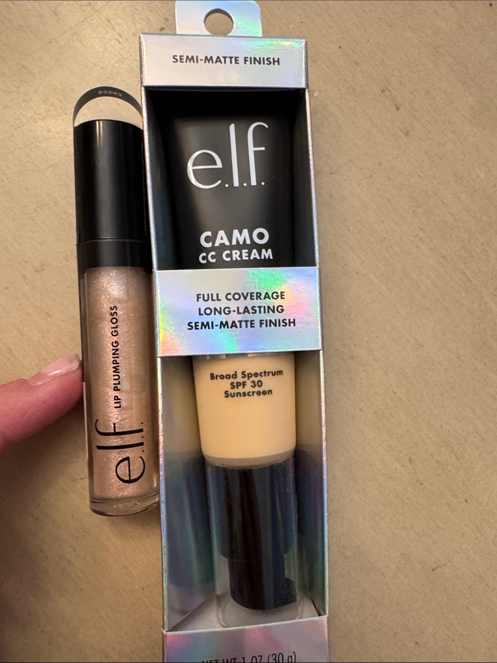 e.l.f. Camo CC Cream & Lip Plumping Gloss - Nude/Champagne